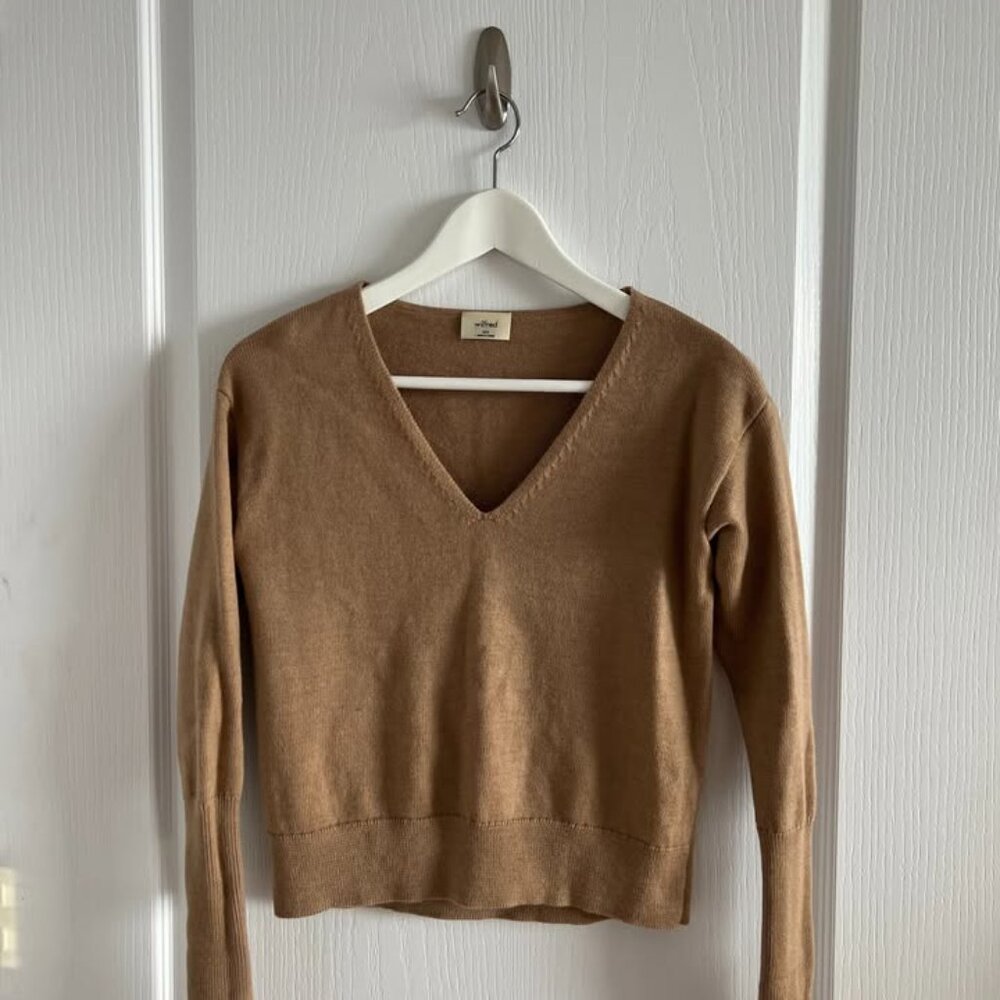 Wilfred V-Neck Sweater